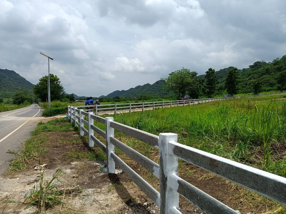 วันนี้มาดูงานรั้วให้ลูกค้านะคะ 